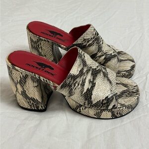 Vintage Y2K 90’s Rocket Dog Snake Print Chunky Platform Block Heel Sandals Sz 10